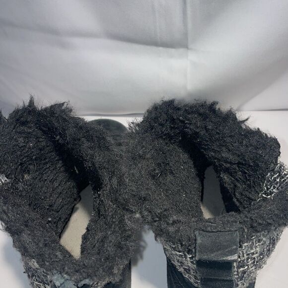 Bearpaw boots 🥾 🐻 - Picture 6 of 9